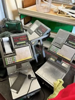 1#7741 Compendio di azienda dedita alla macellazione e al commercio all'ingrosso di bestiame
