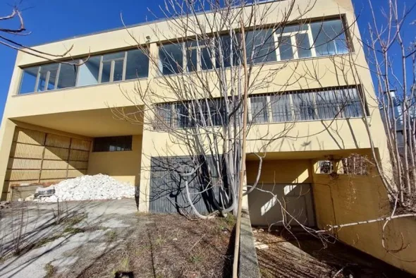 #14844 Complesso artigianale con appartamento