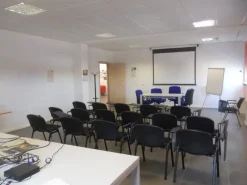 #8230 Complesso artigianale con area scoperta annessa