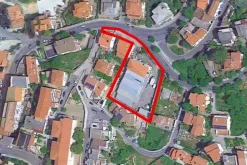 #21529 Complesso artigianale con cortile e pertinenze