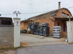 #11511 Complesso artigianale con pertinenze