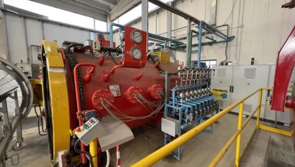 1#8174 Complesso aziendale dedito all'attività di progettazione e costruzione di componenti strutturali