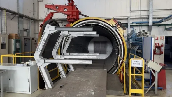 1#8174 Complesso aziendale dedito all'attività di progettazione e costruzione di componenti strutturali