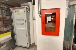 #23531 Complesso commerciale e ampio parcheggio