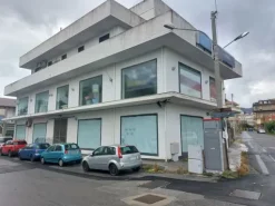 #2638725 Complesso commerciale su due piani