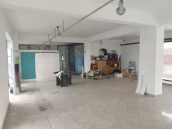 #2638725 Complesso commerciale su due piani