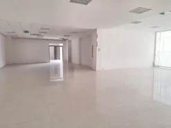#23546 Complesso commerciale su più livelli