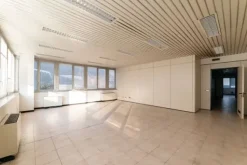#15091 Complesso direzionale con area di pertinenza esclusiva