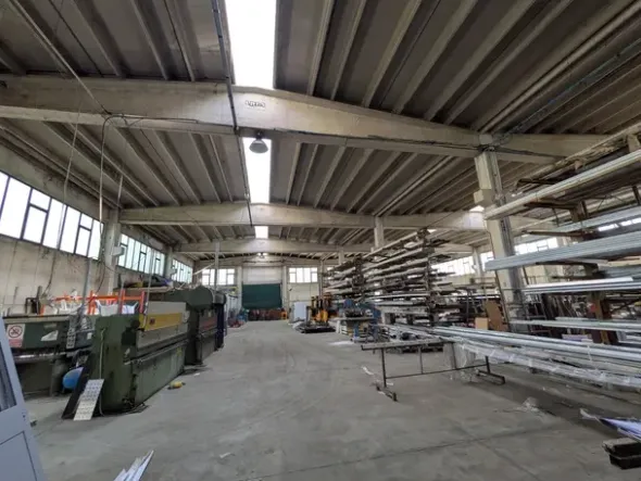 #2640059 Complesso industriale composto da due capannoni indipendenti