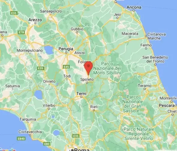 #18116 Complesso industriale con area cortiliva