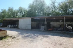#18116 Complesso industriale con area cortiliva