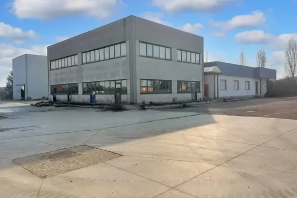 #19873 Complesso industriale con area scoperta