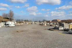 #19873 Complesso industriale con area scoperta