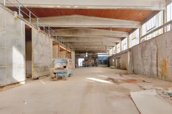 #19873 Complesso industriale con area scoperta