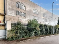#21015 Complesso industriale con opificio ed uffici