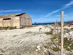 #23376 Complesso industriale da ristrutturare e riconvertire
