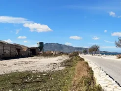#23376 Complesso industriale da ristrutturare e riconvertire