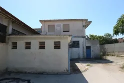 #18393 Complesso industriale in terreno ulteriormente edificabile
