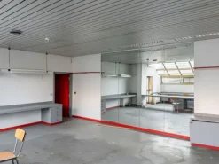 #2537501 Complesso industriale versatile ad Arezzo in posizione strategica