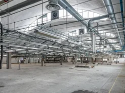 #2537501 Complesso industriale versatile ad Arezzo in posizione strategica