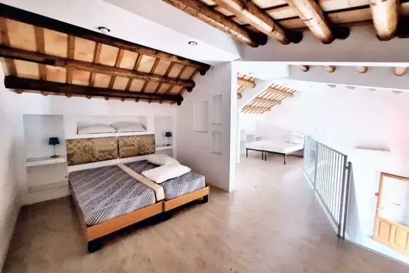 #23786 Complesso turistico-ricettivo con piscina e terreno