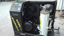 7#4961 Compressore a vite Ingersoll-Rand U003
