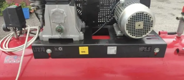 Compressore 380V Trifase Bistadio 5.5 HP 270L LA PADANA