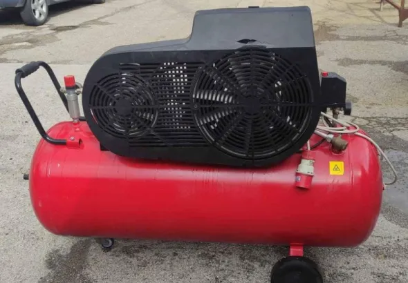 Compressore 380V Trifase Bistadio 5.5 HP 270L LA PADANA