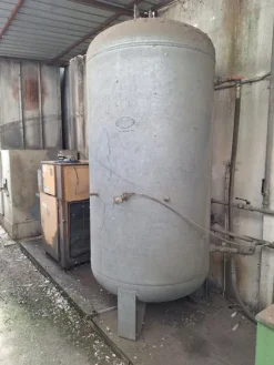 5#8760 Compressori ed essiccatore
