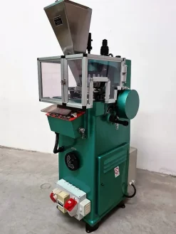 COMPRIMITRICE ROTATIVA – RONCHI MOD. AM 13/15 (COM-34)