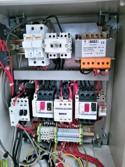 COMPRIMITRICE ROTATIVA RONCHI AM 13/15(PH-PR-COM-37)