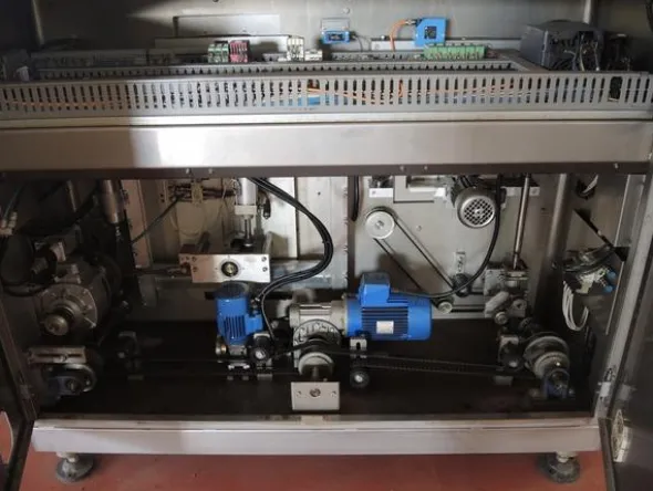 4#4084 Confezionatrice Record Gazzella T.S.