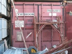 178#4390 Container
