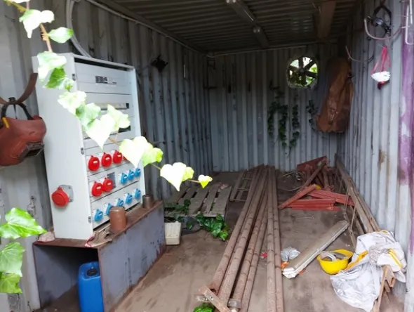 15#6807 Container