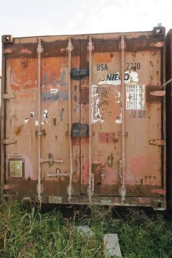 161#4390 Container