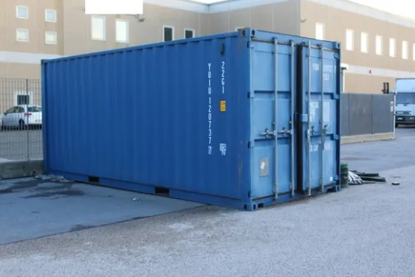 11#4902 Container