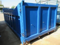 2016#3561 Container a cielo aperto