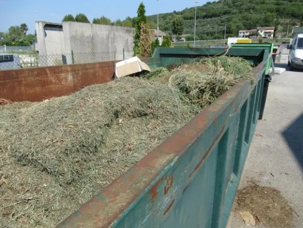 2073#3561 Container a cielo aperto Longo