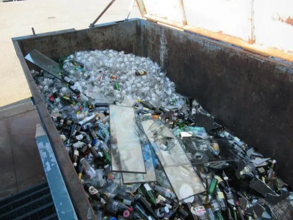 2024#3561 Container con coperchio