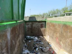 2051#3561 Container con coperchio