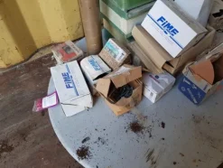 4#4125 Container con materiale per esterni