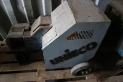 10007#4390 Container e cesoie