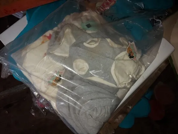 1#6834 Container e stampi per cucce per cani