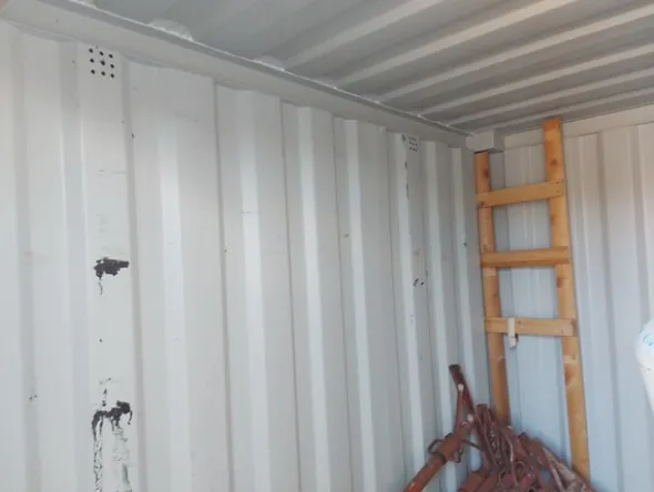 4#7937 Container in lamiera grecata