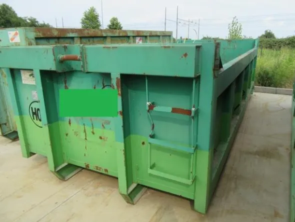 2166#3561 Container Locatelli Eurocontainers