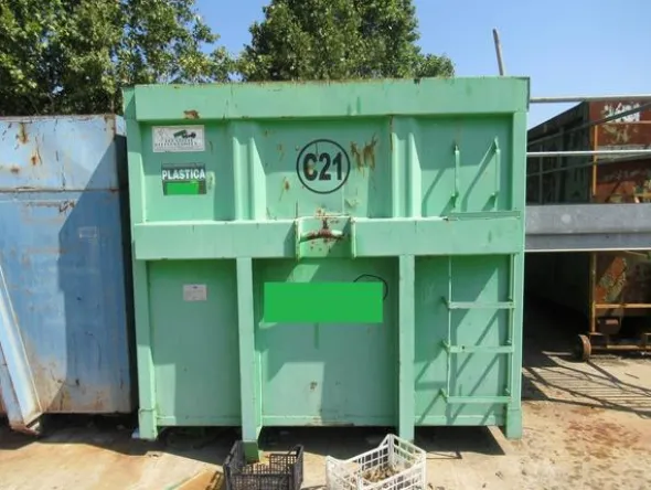 2119#3561 Container Locatelli Eurocontainers