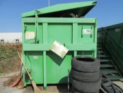 2226#3561 Container Locatelli Eurocontainers