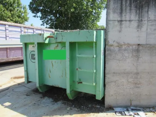 2126#3561 Container Locatelli Eurocontainers