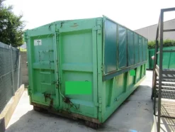 2038#3561 Container Locatelli Eurocontainers