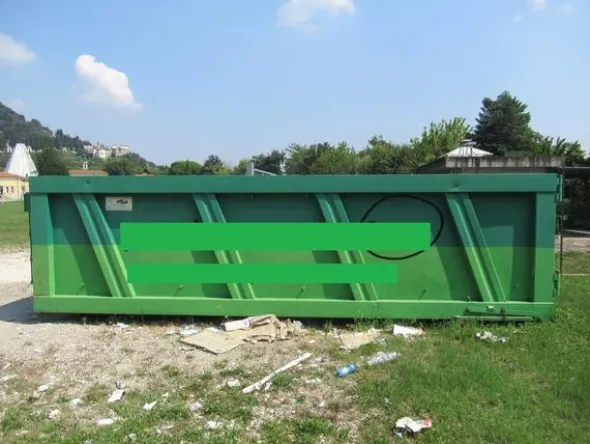 2096#3561 Container Locatelli Eurocontainers